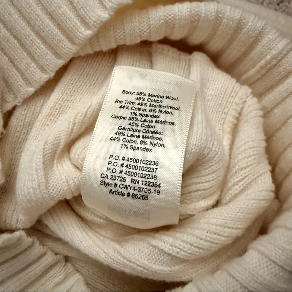 Wilfred Off-White Ribbed V-Neck Button-Front Cardigan - Picture 3 of 3